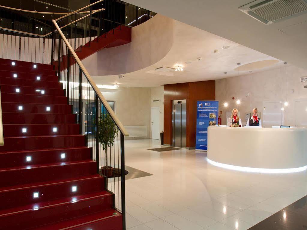 Ea Hotel Tereziansky Dvur Градец-Кралове Экстерьер фото